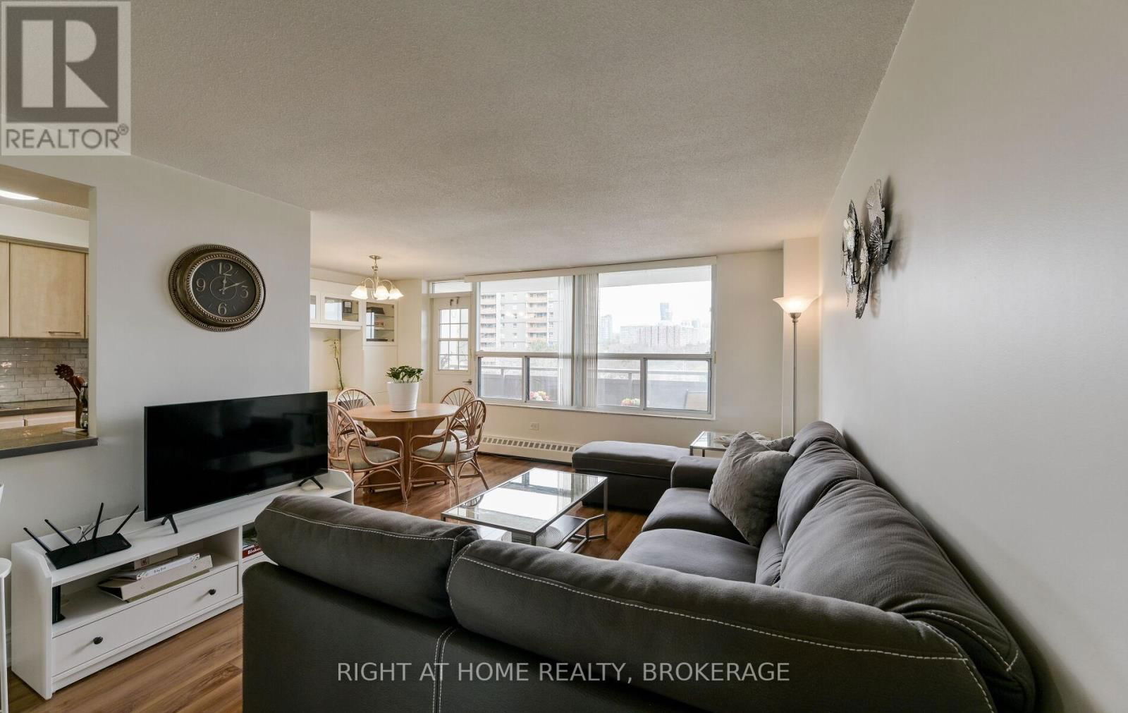607 - 3120 KIRWIN AVENUE Image 7