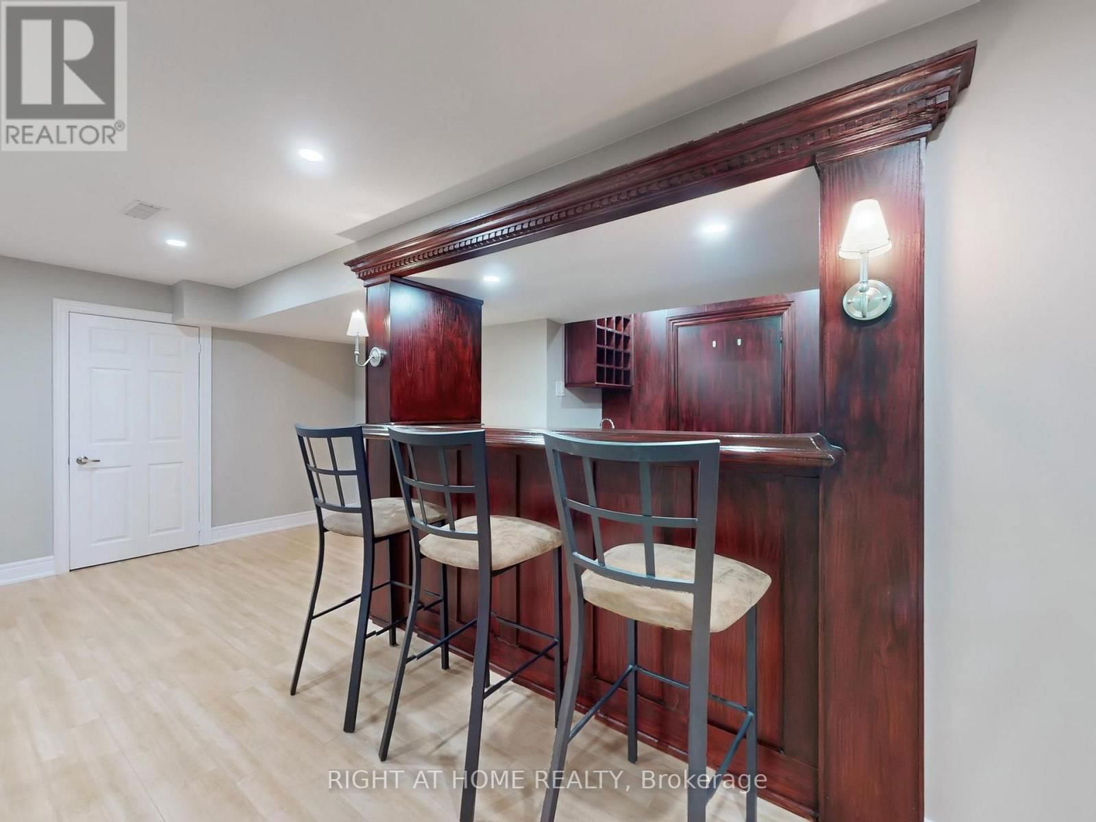 3585 STONECUTTER CRESCENT Image 38