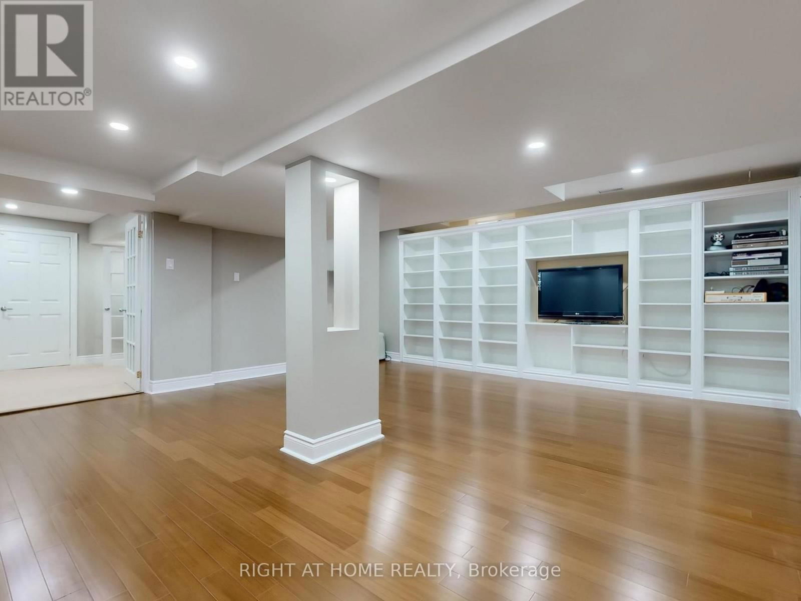3585 STONECUTTER CRESCENT Image 42