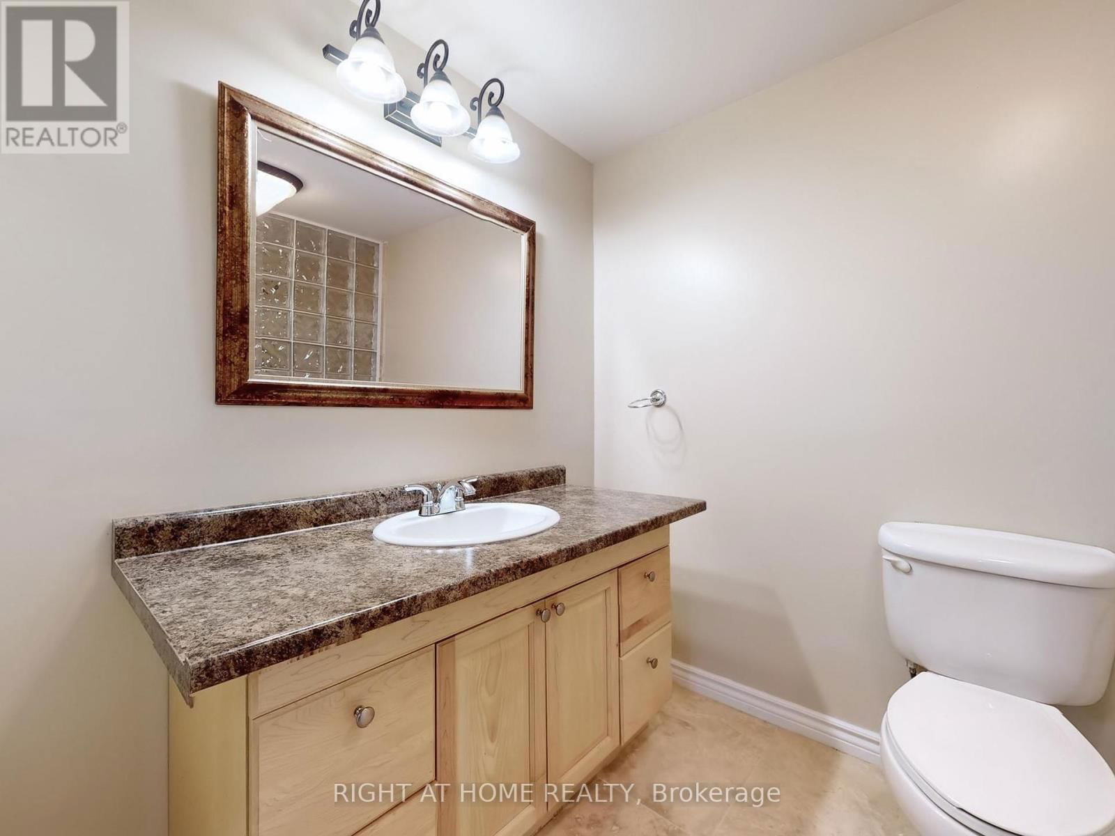 3585 STONECUTTER CRESCENT Image 44