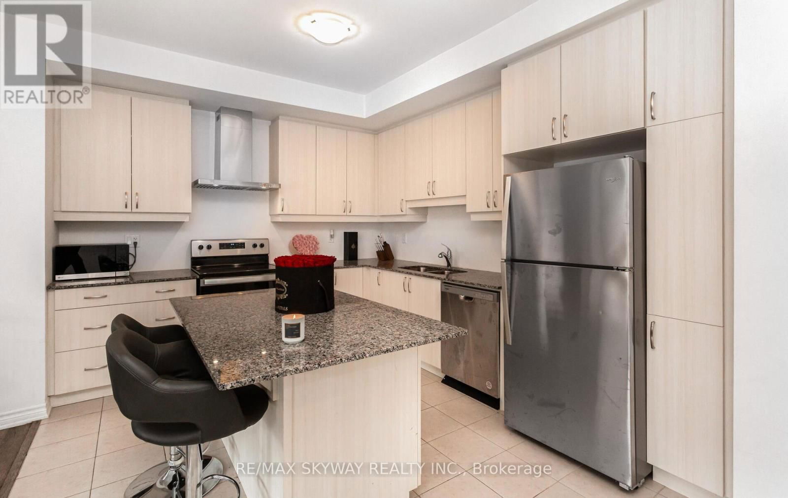 81 MELMAR STREET Image 18