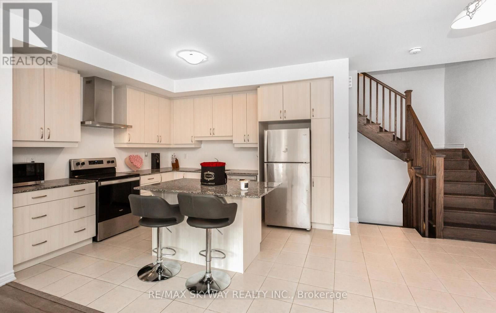 81 MELMAR STREET Image 21