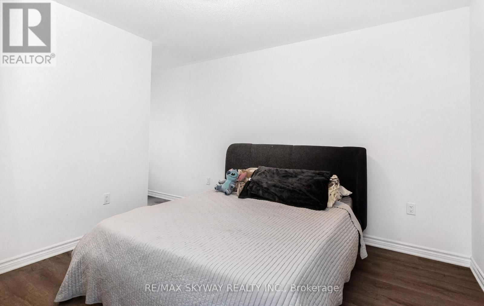 81 MELMAR STREET Image 28
