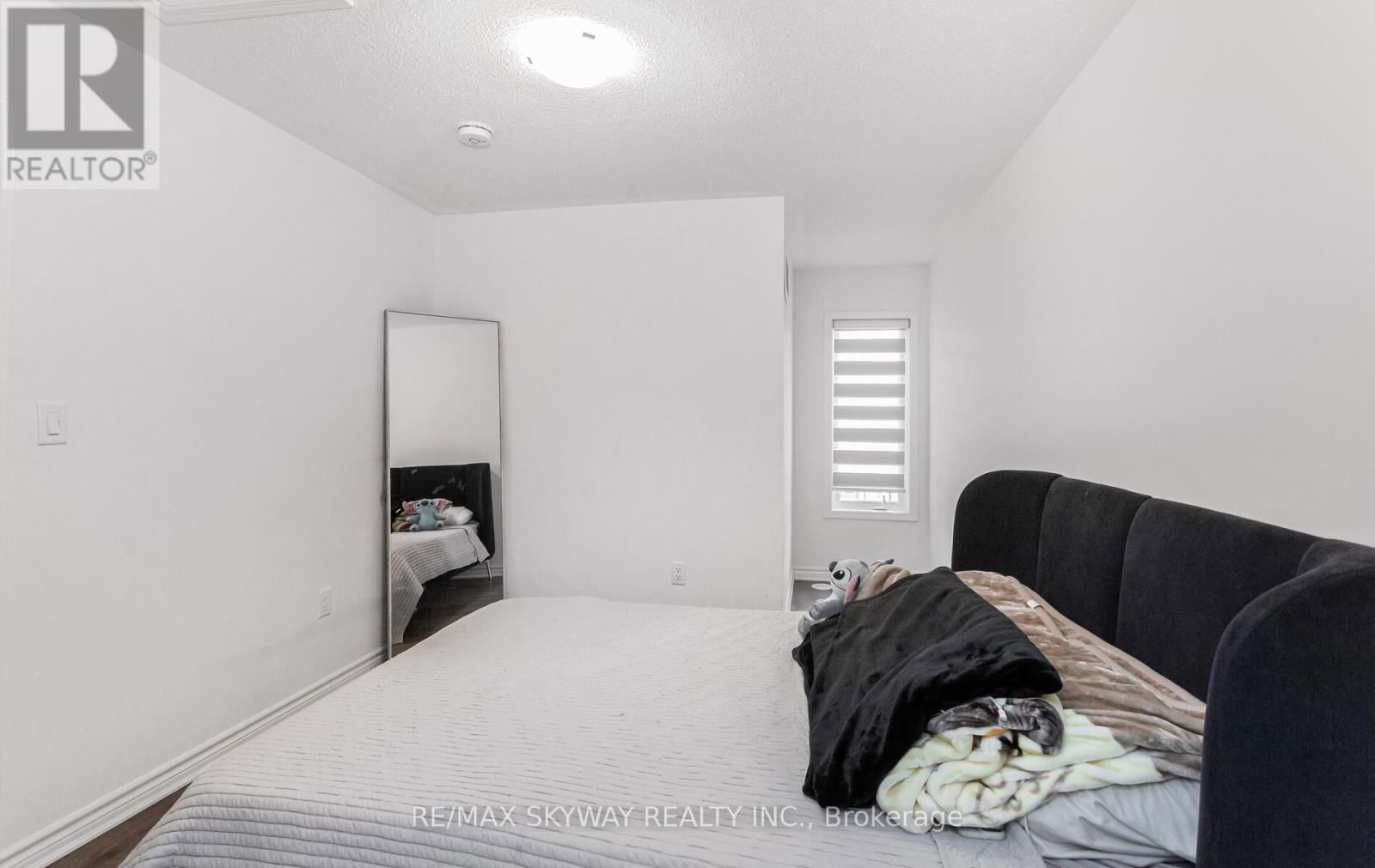 81 MELMAR STREET Image 29