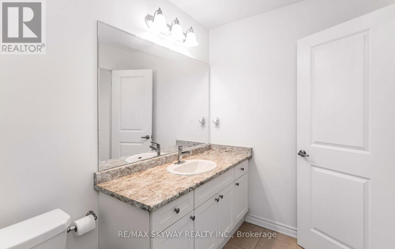 81 MELMAR STREET Image 44