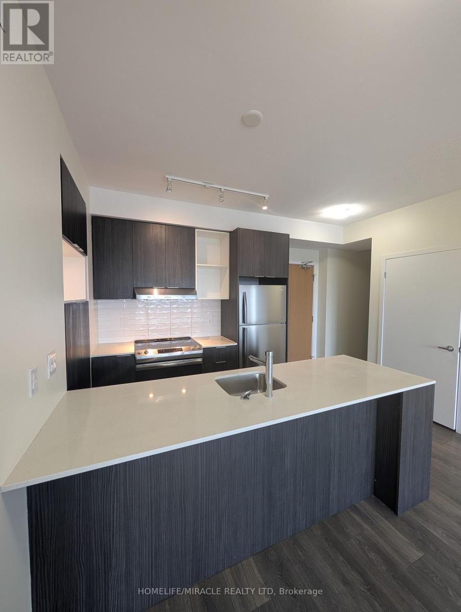 1611 - 2520 EGLINTON AVENUE WEST Image 2