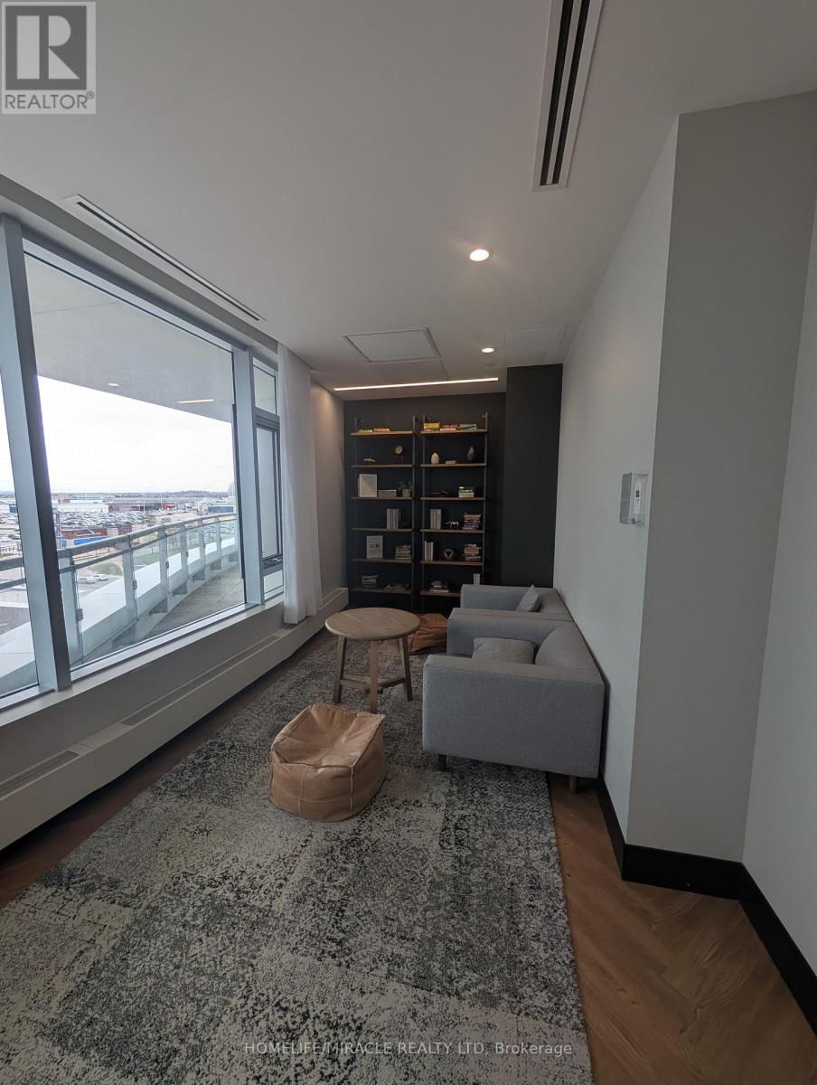 1611 - 2520 EGLINTON AVENUE WEST Image 26