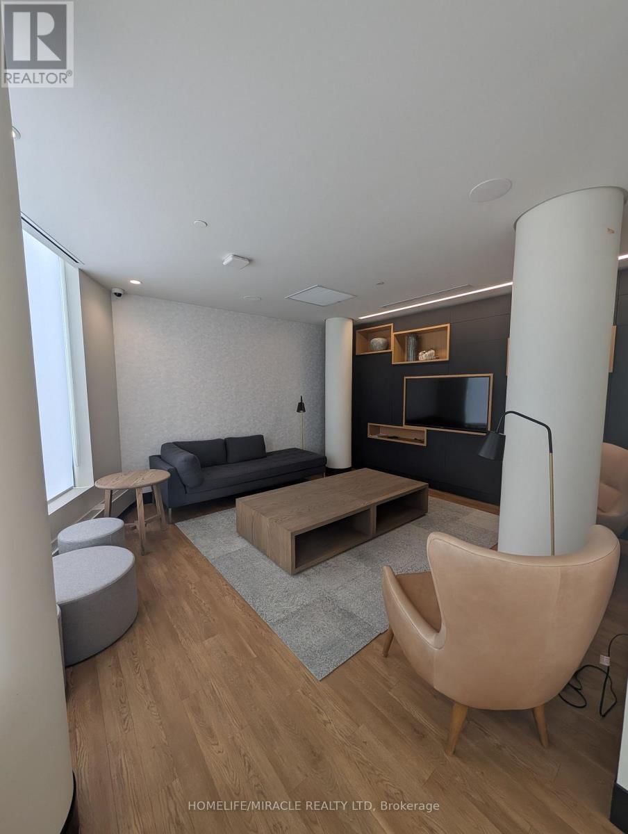 1611 - 2520 EGLINTON AVENUE WEST Image 35