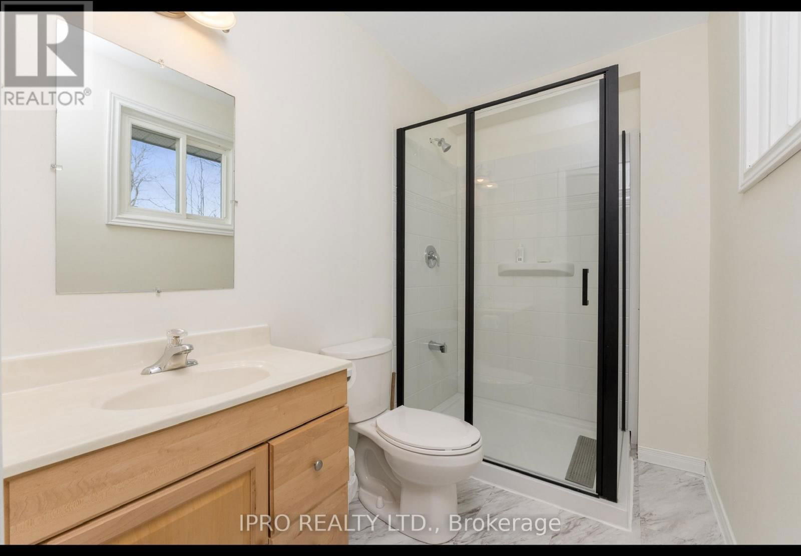 53 CHARLES STREET Image 15