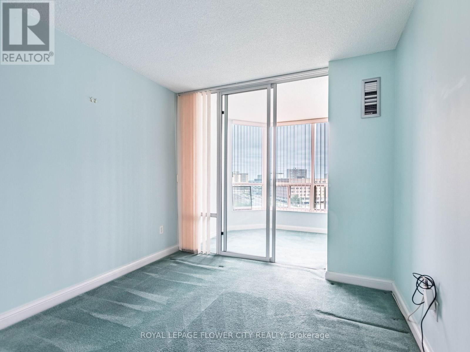 710 - 22 HANOVER ROAD Image 21