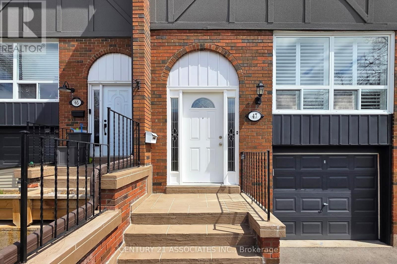 47 - 1616 HAIG BOULEVARD Image 2