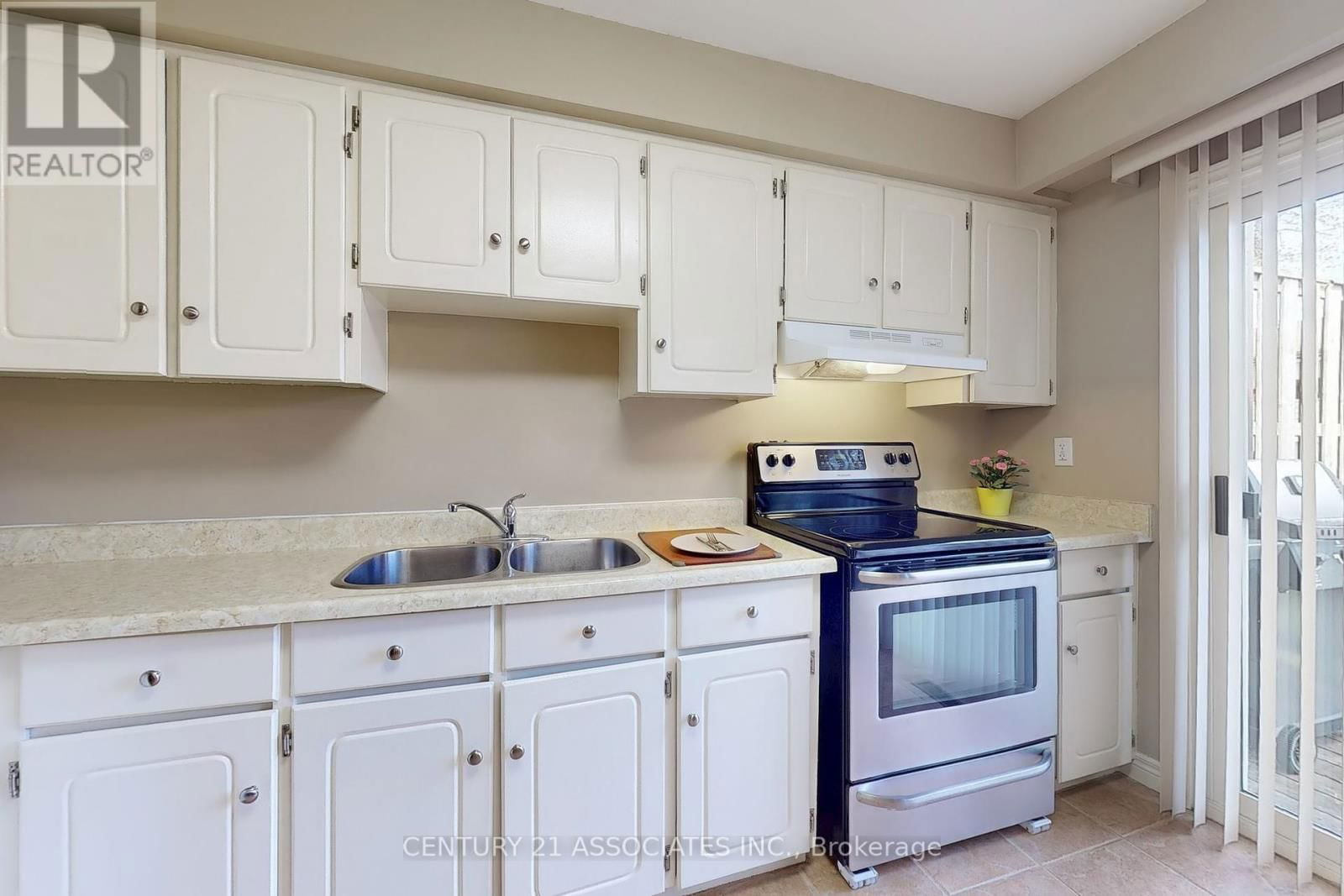 47 - 1616 HAIG BOULEVARD Image 20