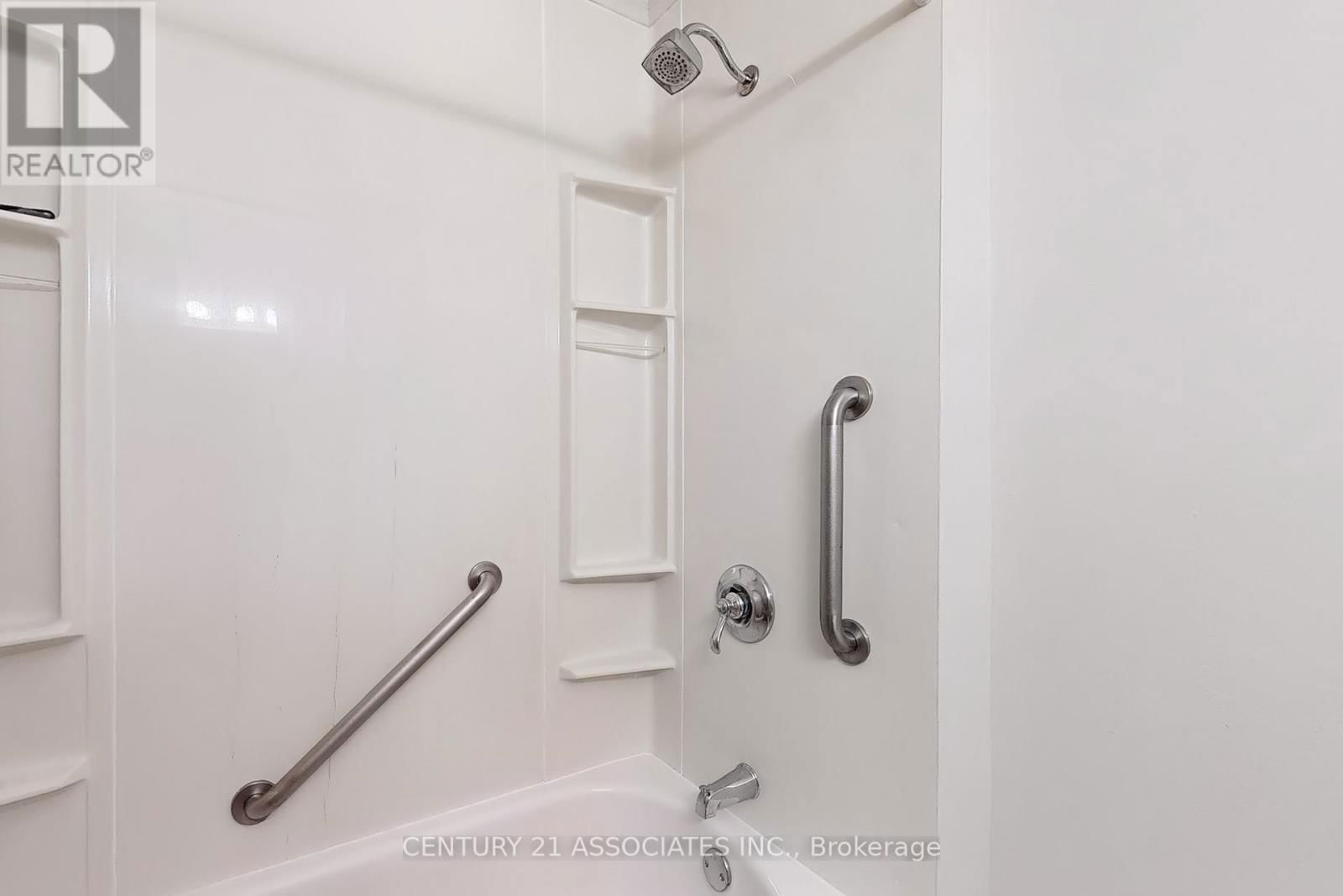 47 - 1616 HAIG BOULEVARD Image 36