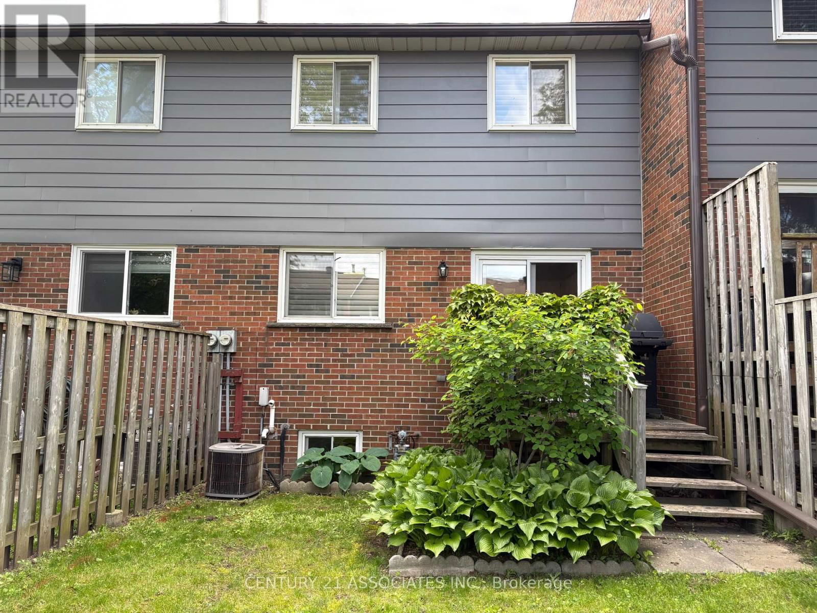47 - 1616 HAIG BOULEVARD Image 45