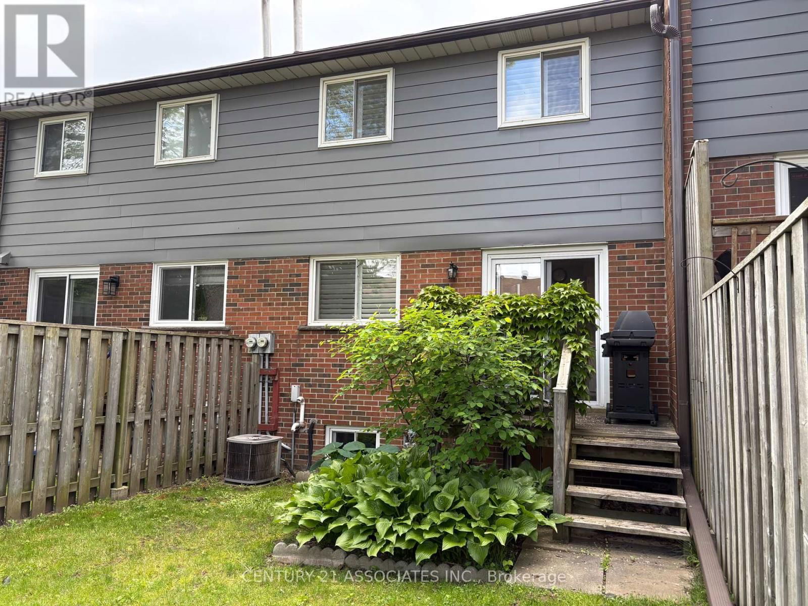 47 - 1616 HAIG BOULEVARD Image 46
