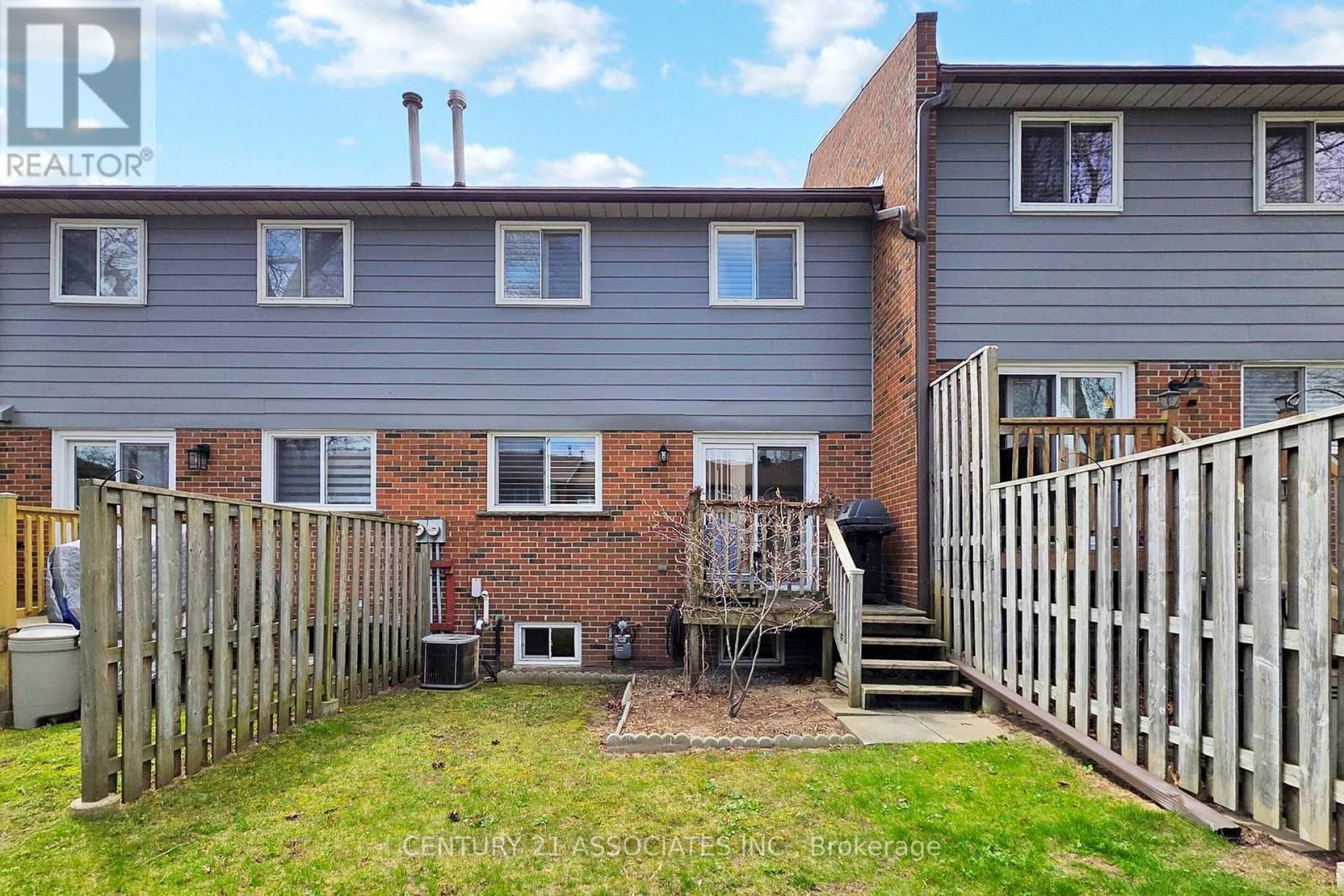 47 - 1616 HAIG BOULEVARD Image 48