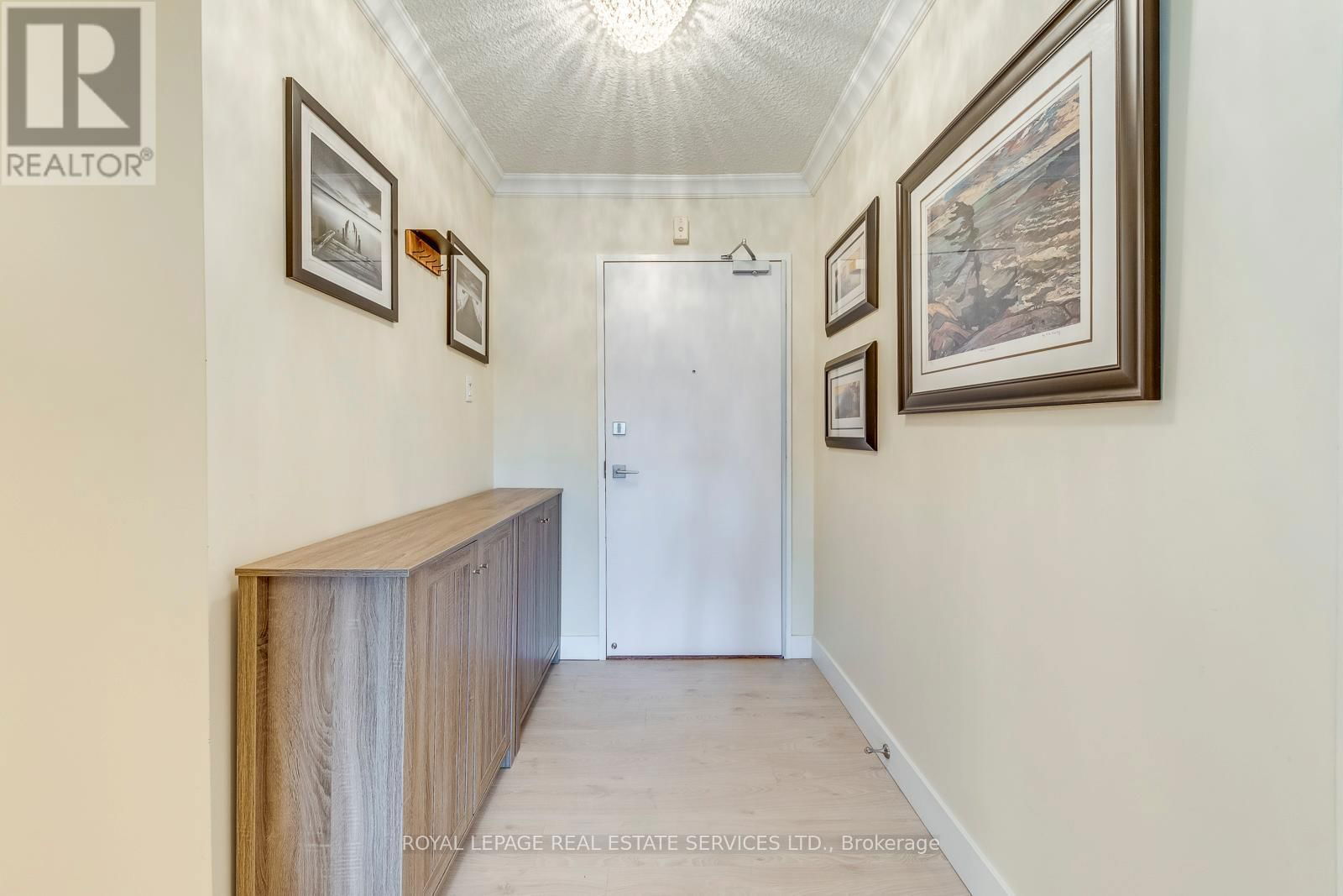 511 - 965 INVERHOUSE DRIVE Image 3