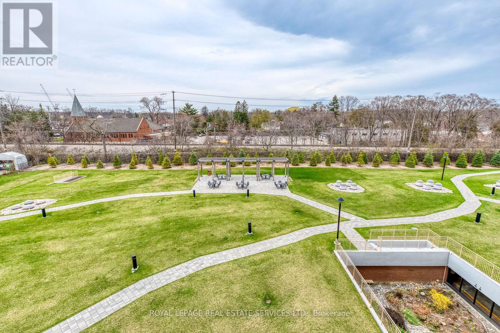 511 - 965 INVERHOUSE DRIVE Image 33