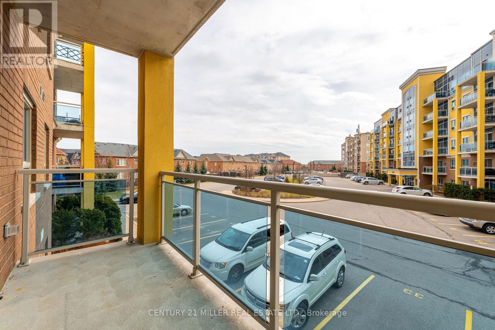 212 - 1421 COSTIGAN ROAD Image 15