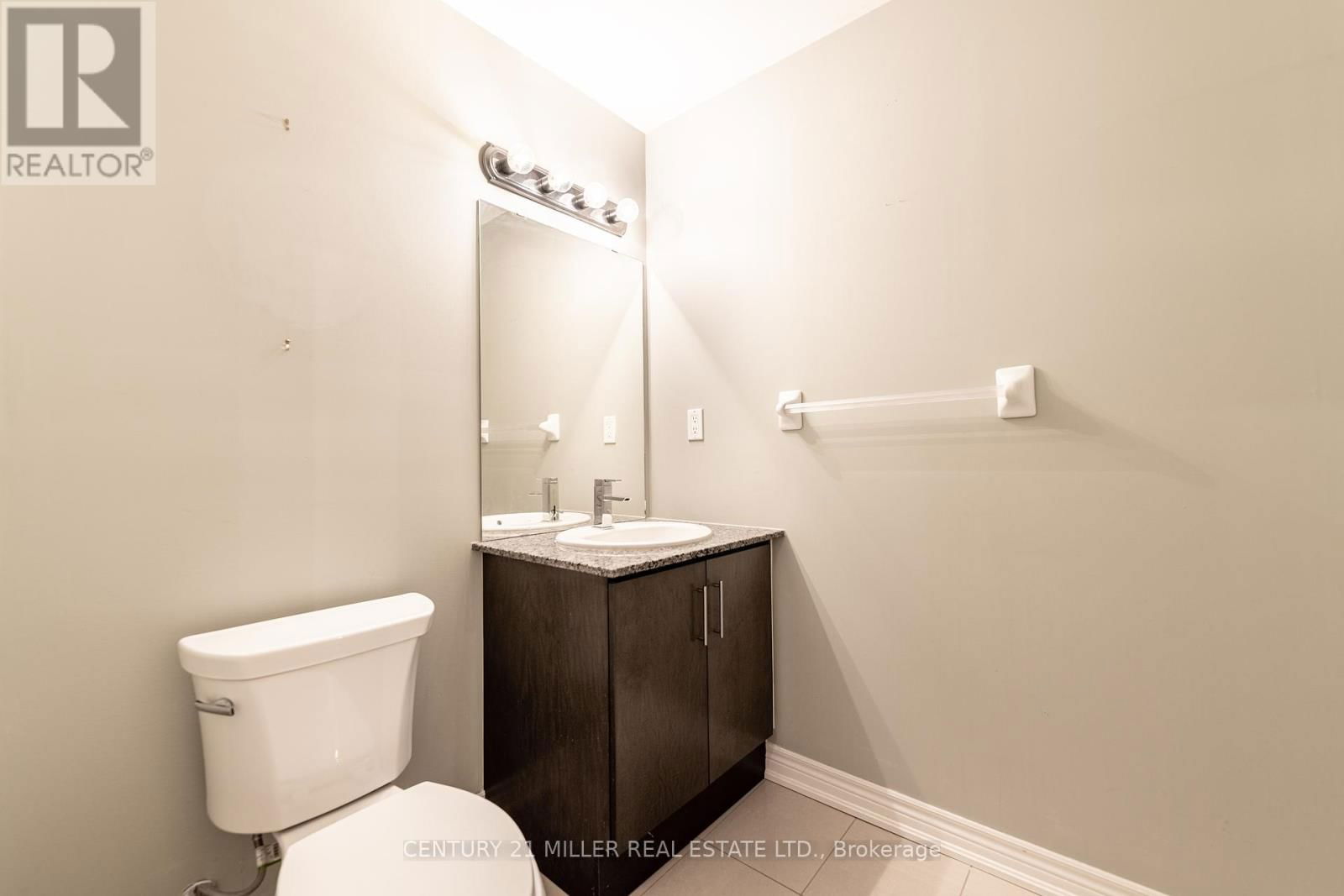 212 - 1421 COSTIGAN ROAD Image 9