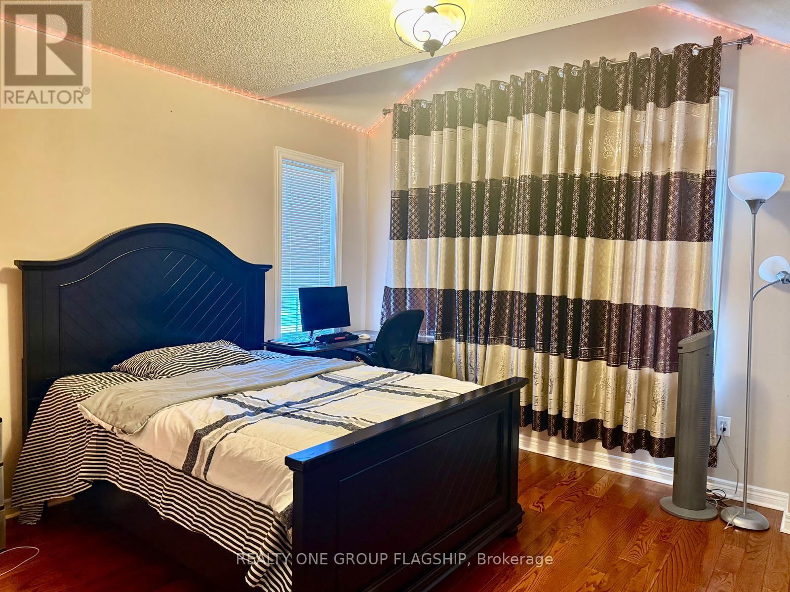 3439 ARTESIAN DRIVE Image 23