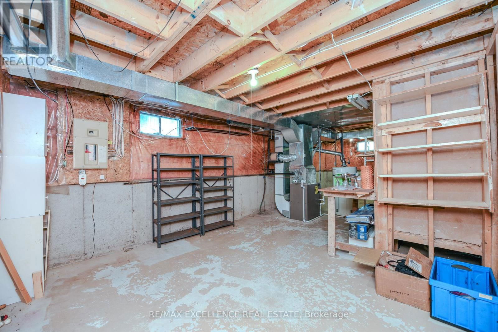 12 FIELDGATE DRIVE Image 34