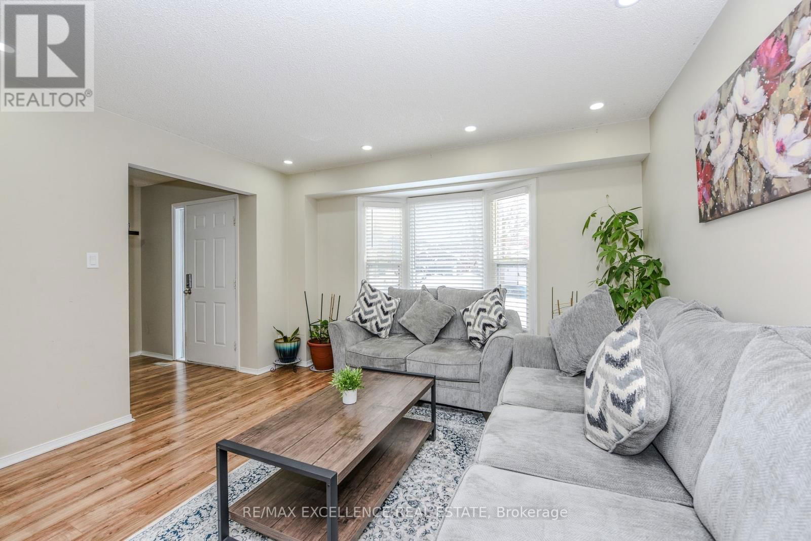 12 FIELDGATE DRIVE Image 7