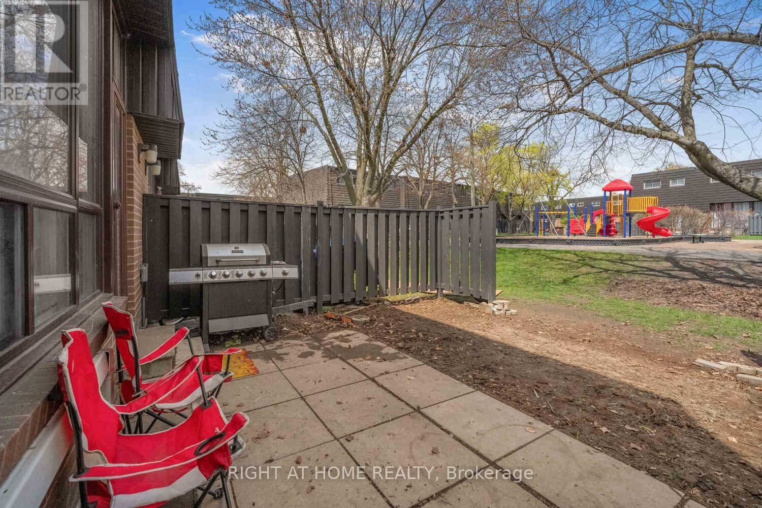 35 DARRAS COURT Image 25