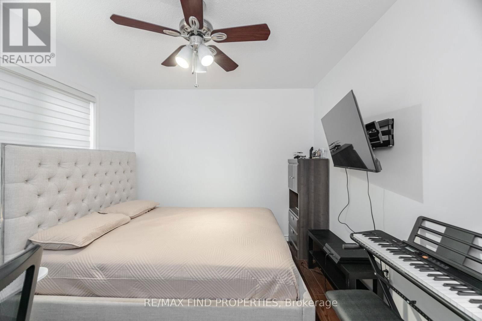1554 CLITHEROW STREET Image 31