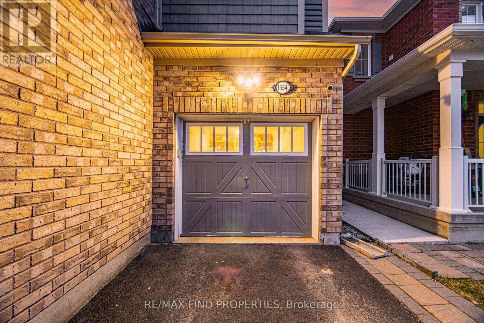 1554 CLITHEROW STREET Image 4