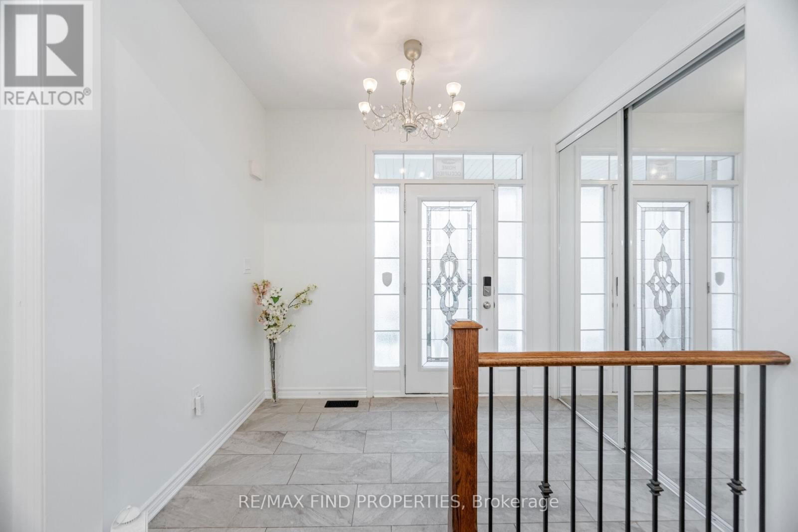 1554 CLITHEROW STREET Image 6