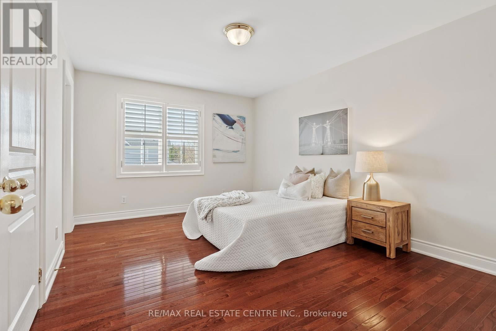 819 CANYON STREET Image 27