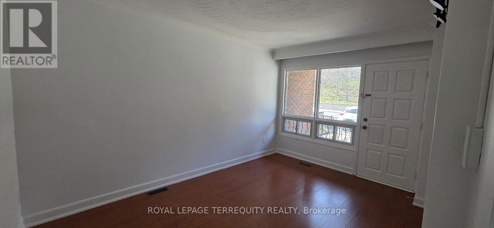 Main Floor - 1349 DAVENPORT ROAD Image 10