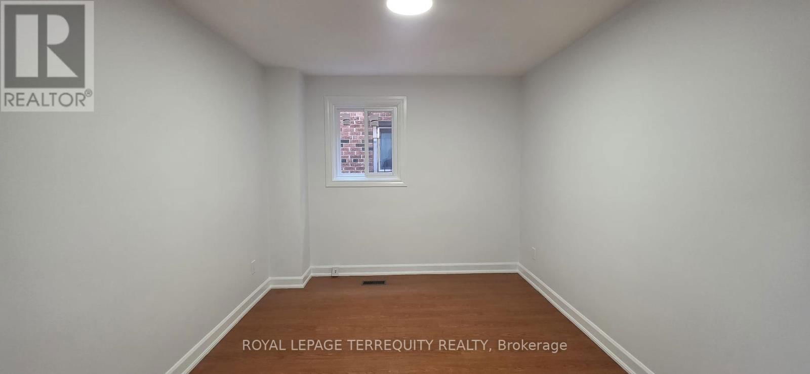 Main Floor - 1349 DAVENPORT ROAD Image 12