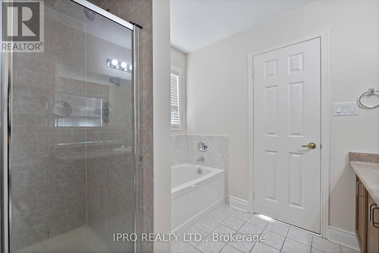 470 SAVOLINE BOULEVARD Image 37