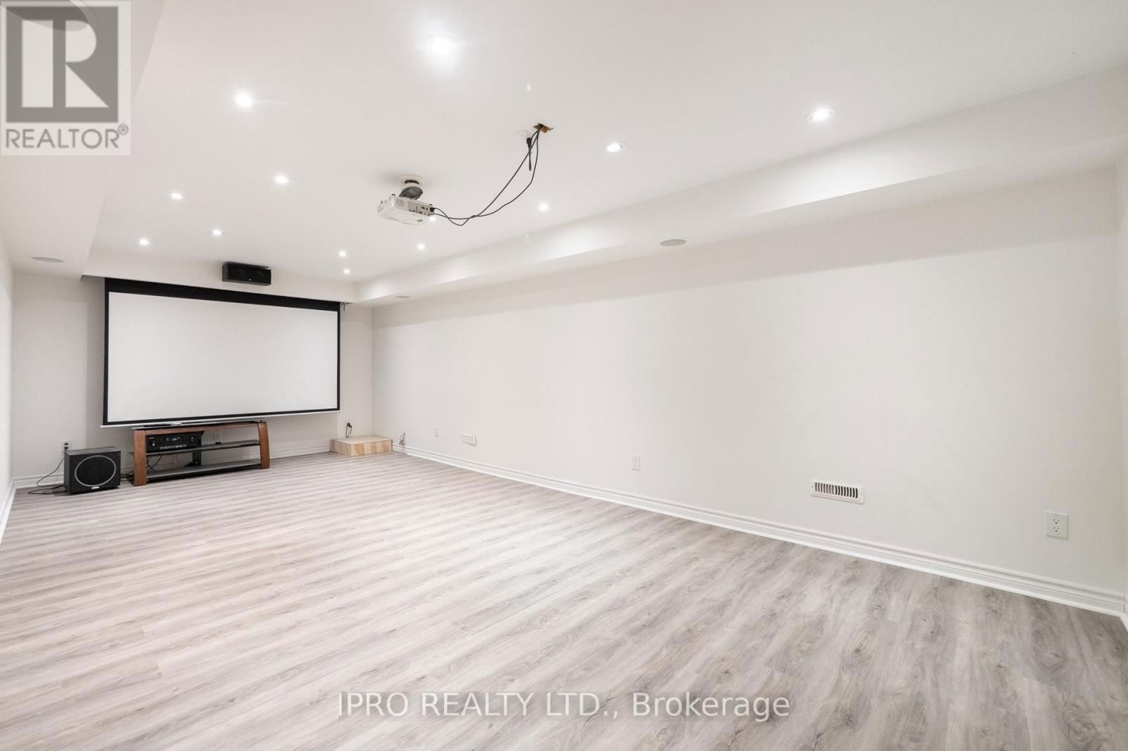 470 SAVOLINE BOULEVARD Image 40