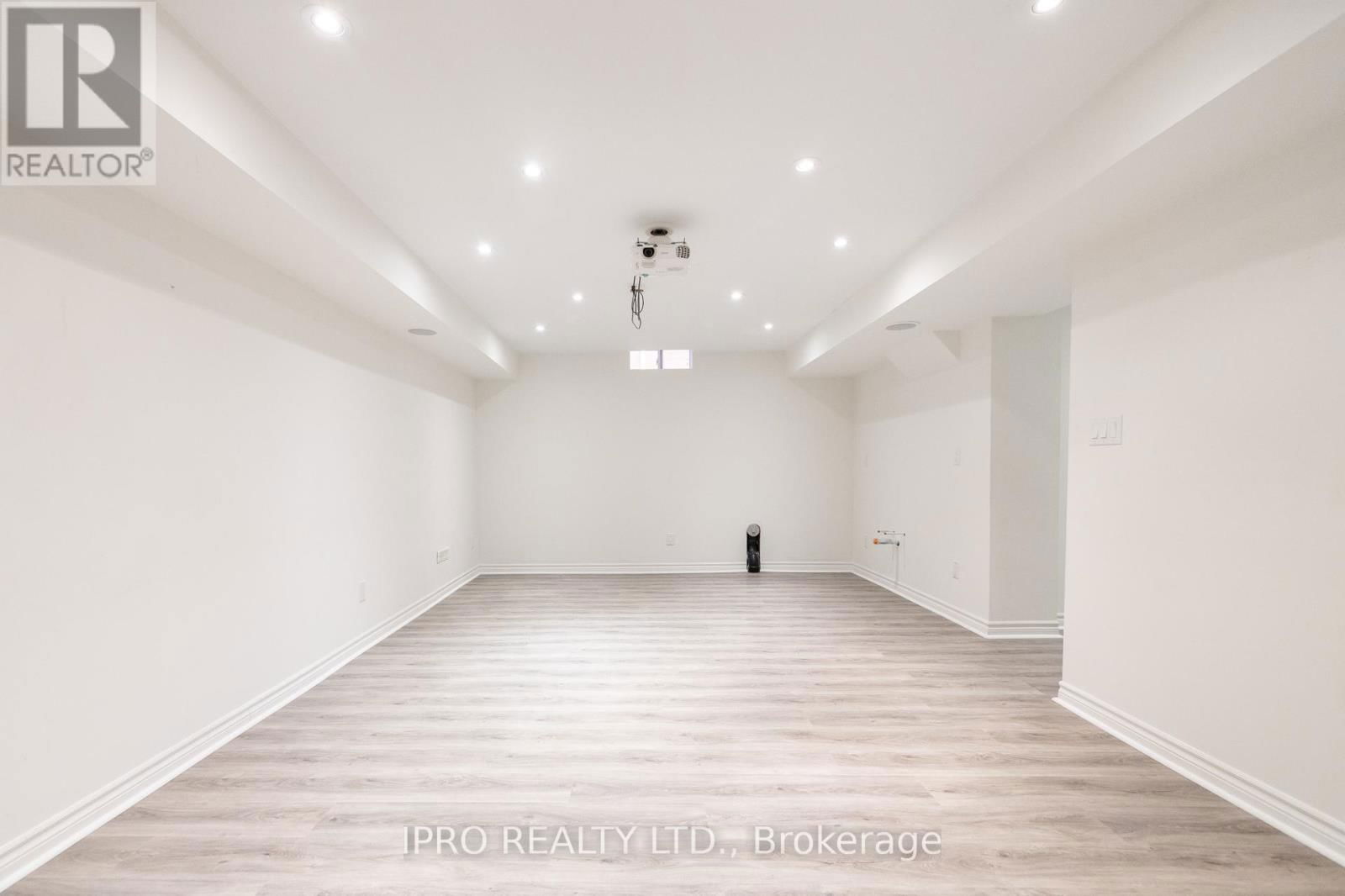 470 SAVOLINE BOULEVARD Image 42