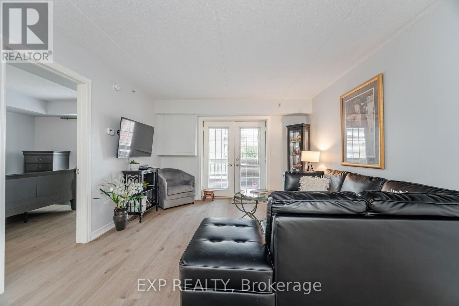 104 - 4005 KILMER DRIVE Image 13