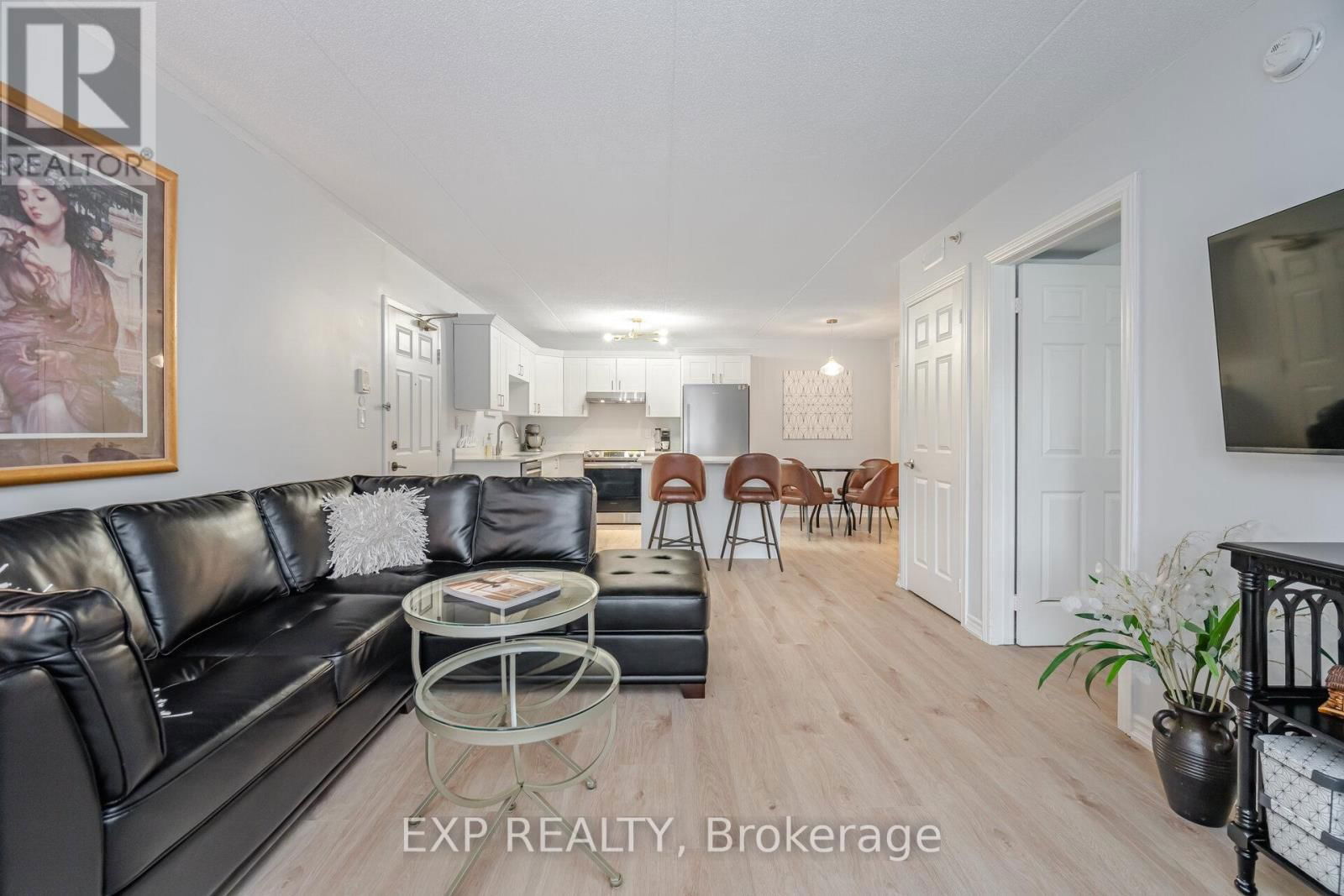 104 - 4005 KILMER DRIVE Image 15