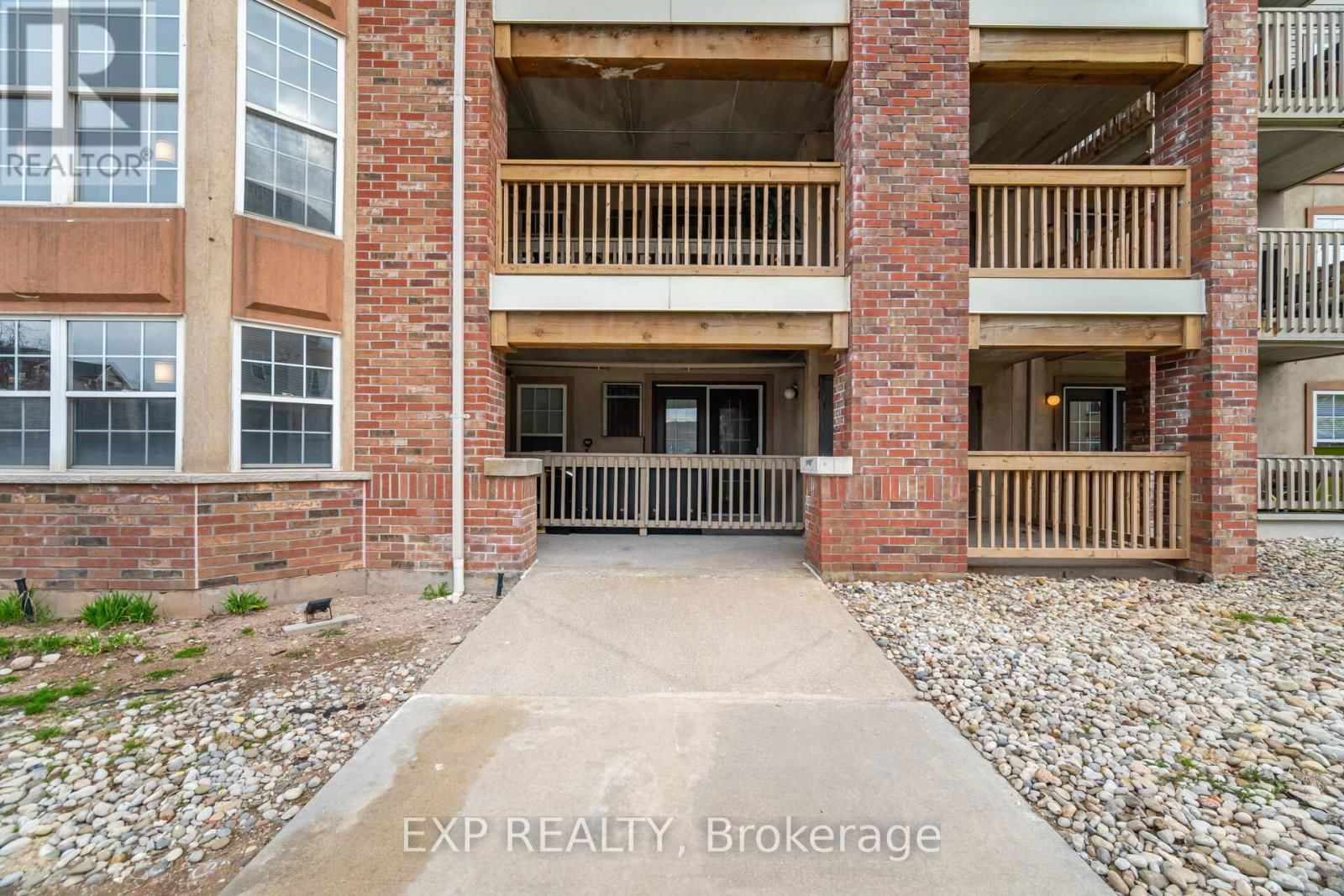 104 - 4005 KILMER DRIVE Image 26
