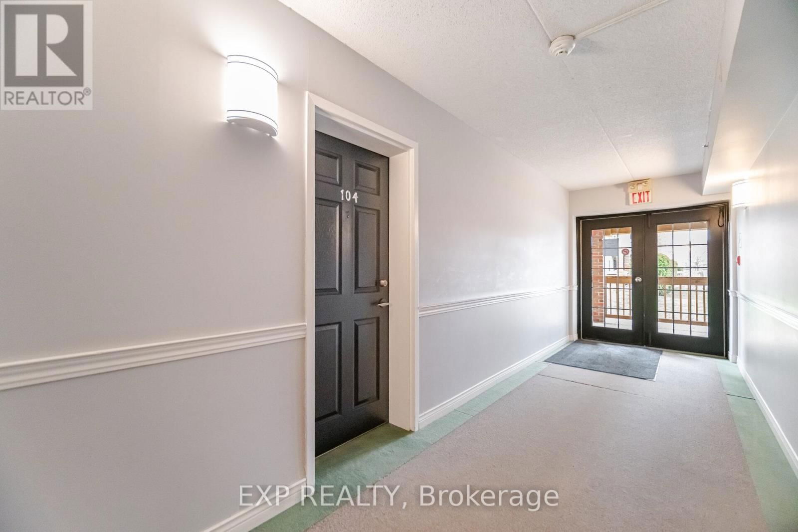 104 - 4005 KILMER DRIVE Image 3
