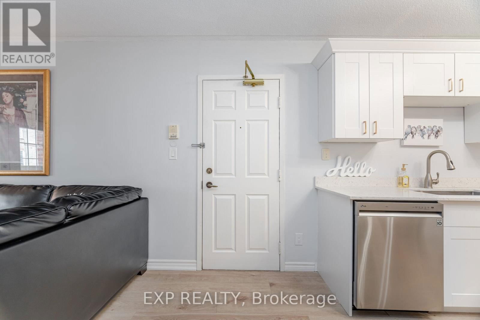 104 - 4005 KILMER DRIVE Image 4