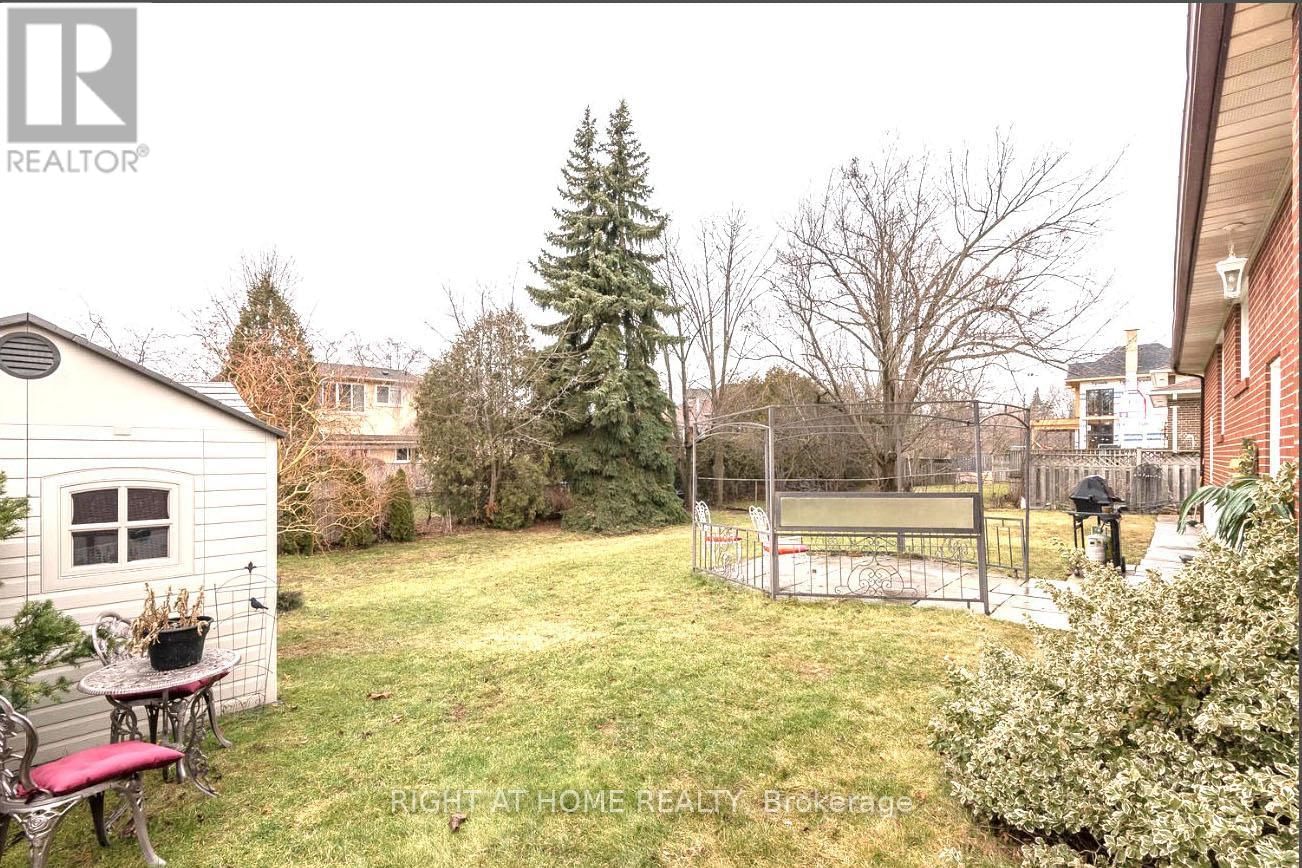 456 SCARSDALE CRESCENT Image 36