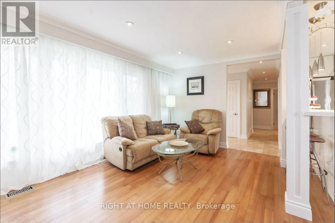 456 SCARSDALE CRESCENT Image 9