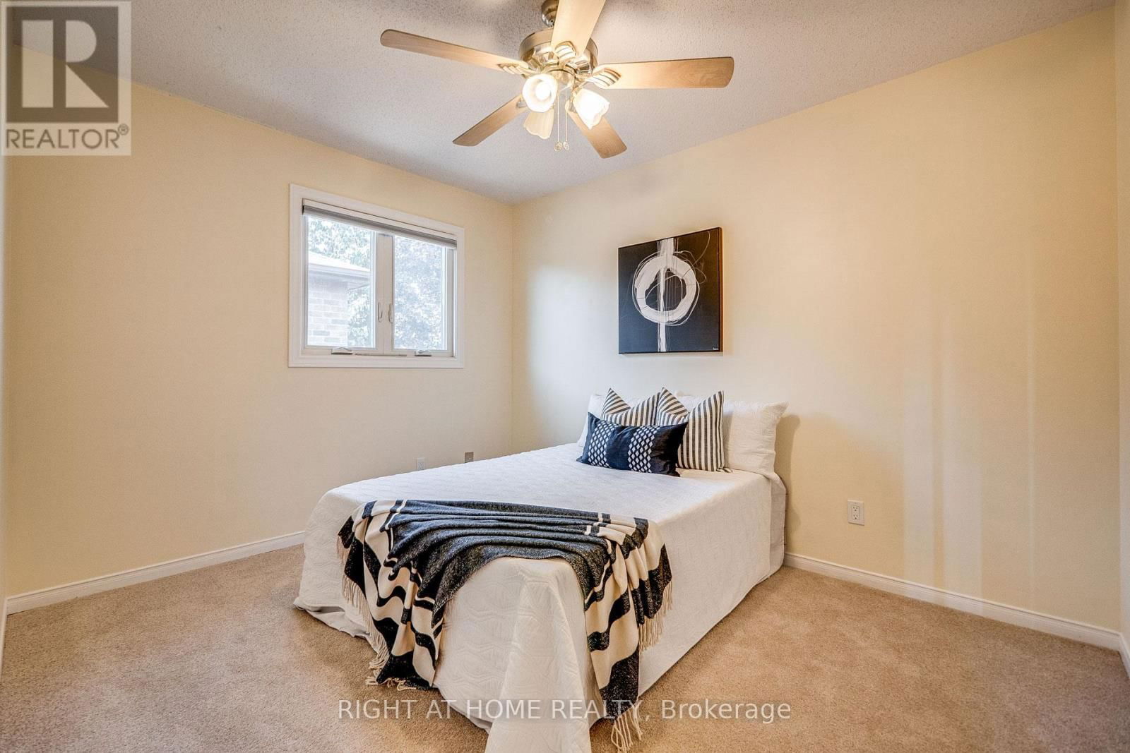 3251 GREENBELT CRESCENT Image 22