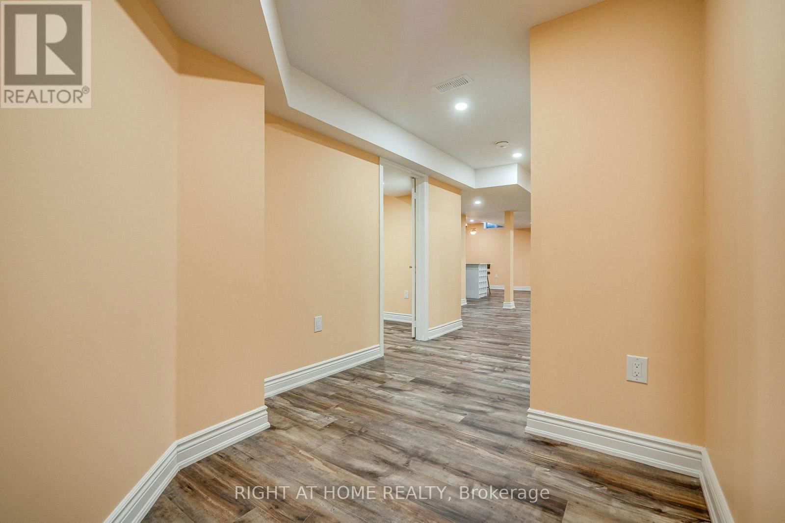 3251 GREENBELT CRESCENT Image 30