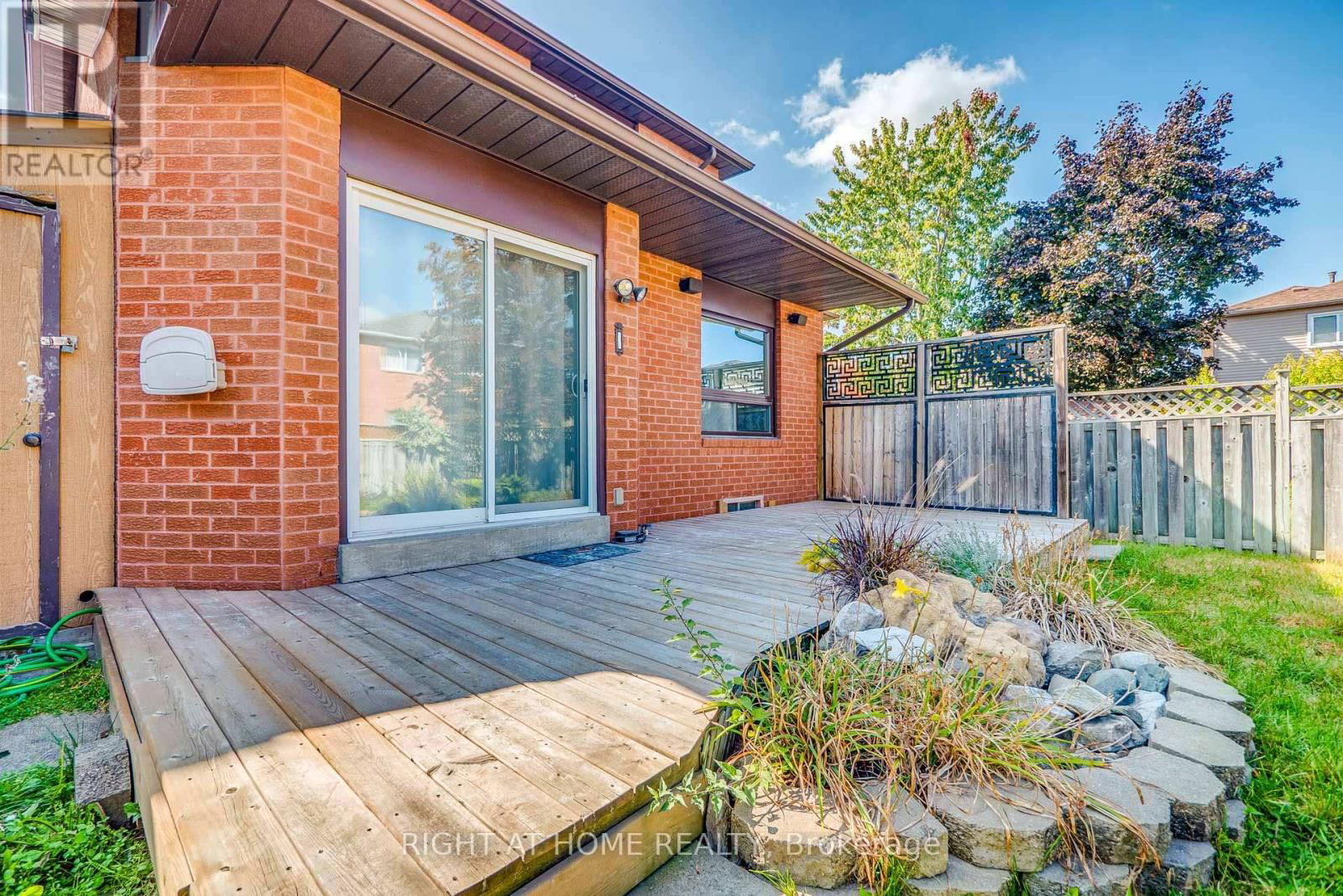 3251 GREENBELT CRESCENT Image 38