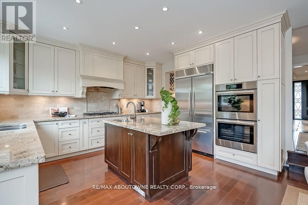 393 CLAREMONT CRESCENT Image 14