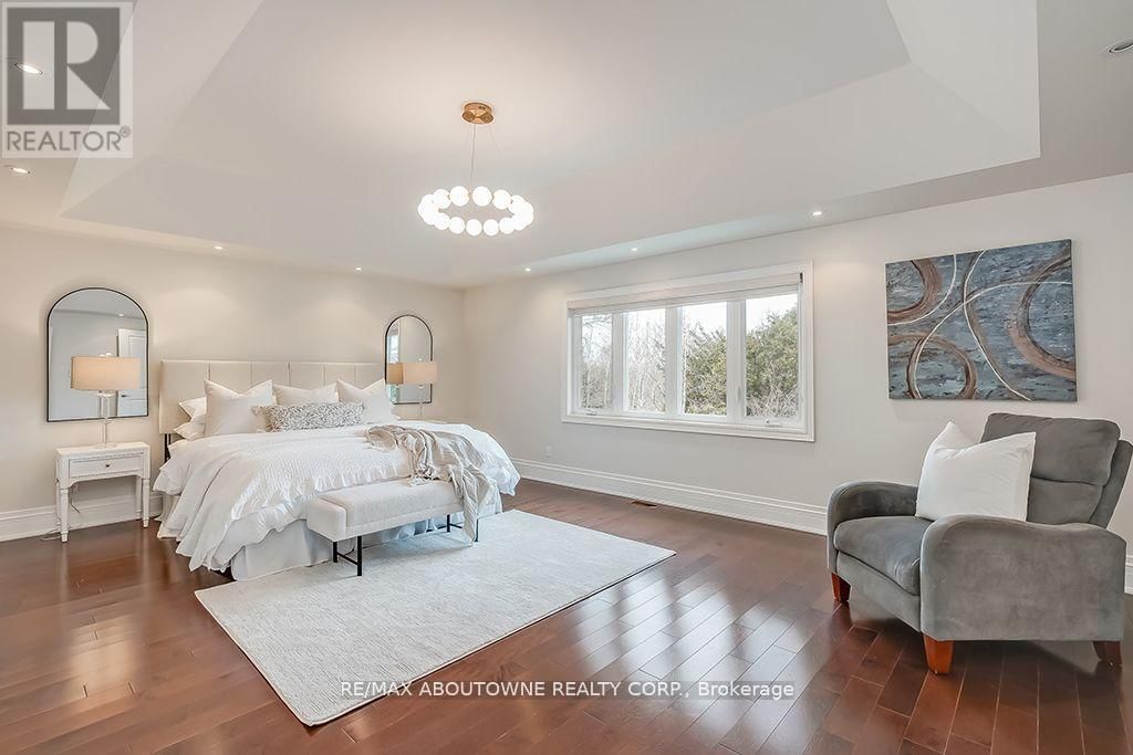393 CLAREMONT CRESCENT Image 24