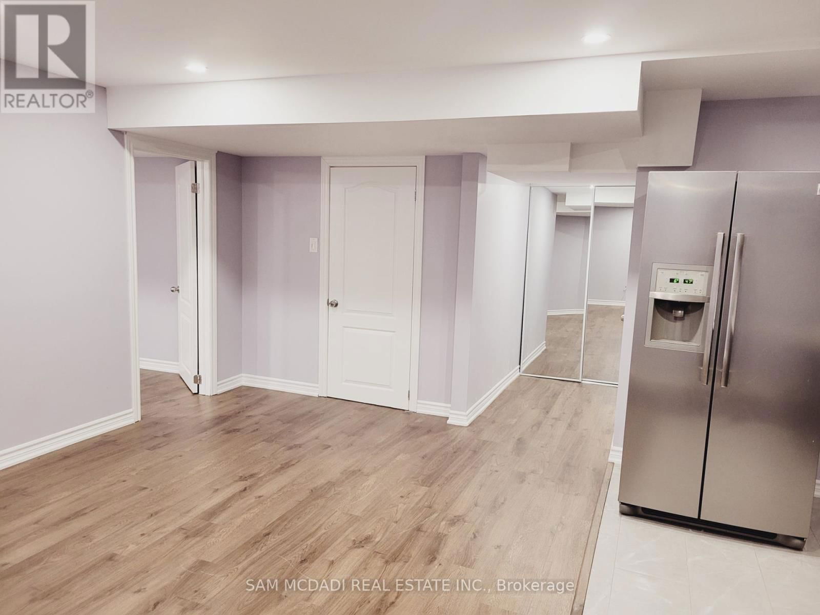 5562 KATY GATE Image 24